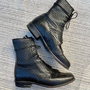 Justin Black Embossed Kiltie Leather Lace Up High Top Boots 6C